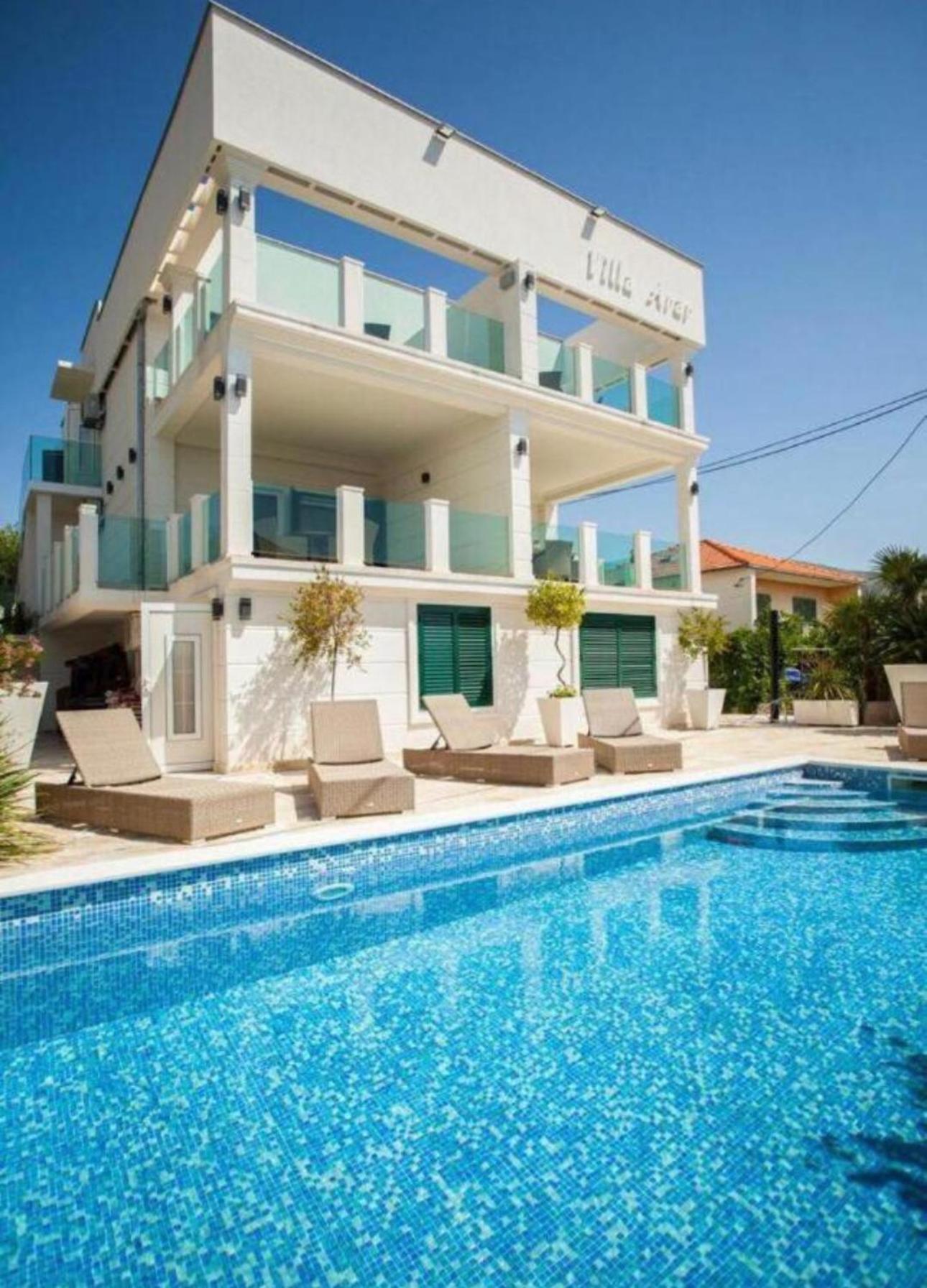 Arar Front Seget-trogir Villa Seget Vranjica